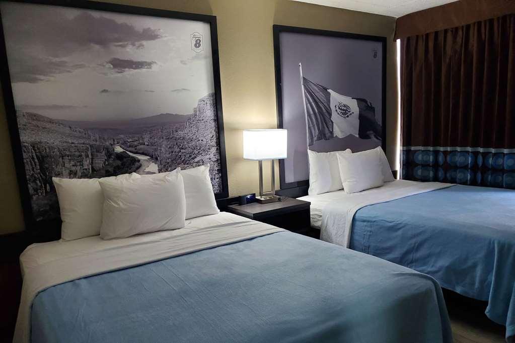 Super 8 By Wyndham Laredo Quarto foto