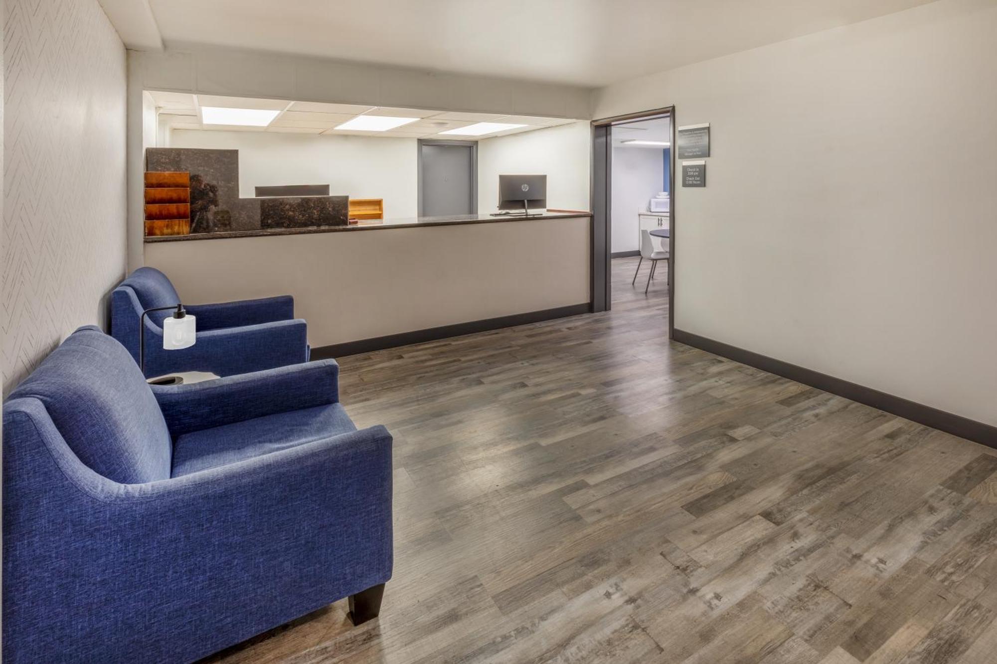 Super 8 By Wyndham Laredo Exterior foto